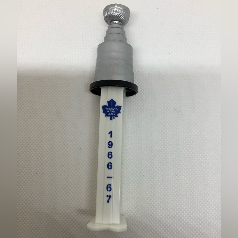 PEZ Dispenser Retired NHL Stanley Cup Toronto Maple Leafs 1966 / 67 Victory Toy